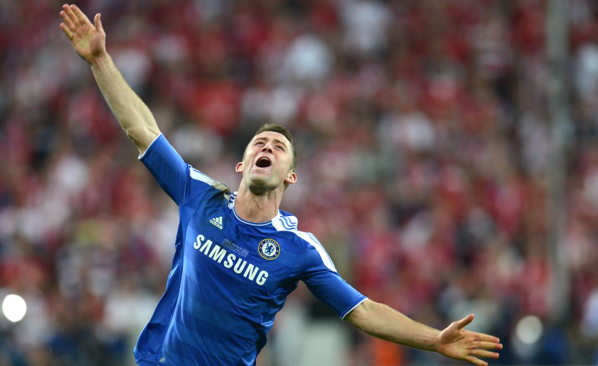 Gary Cahill says he enjoys watching Levi Colwill during Chelsea games .  (Image by PATRIK STOLLARZ/AFP/GettyImages)