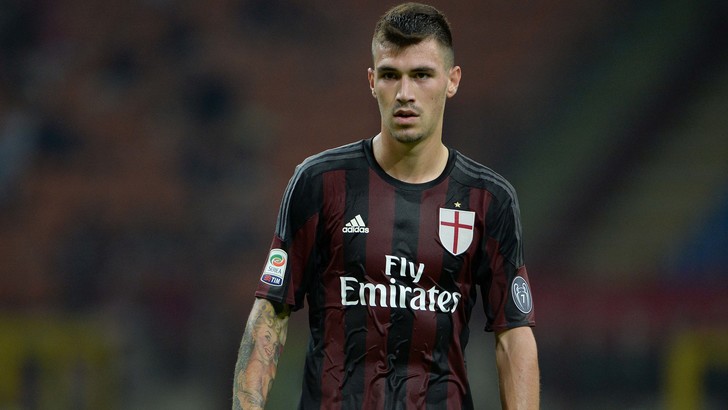 Chelsea are interested in signing Alessio Romagnoli on a free transfer.