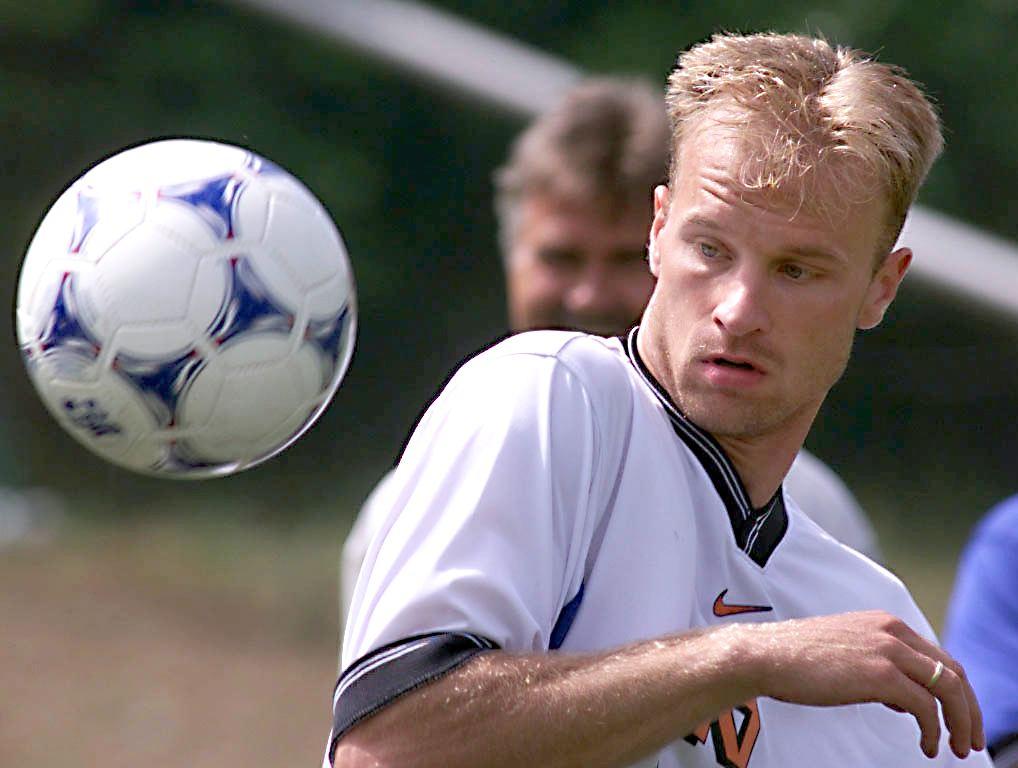 Dennis Bergkamp training with the Netherlands national team at the 1998 FIFA World Cup. (GETTY Images)