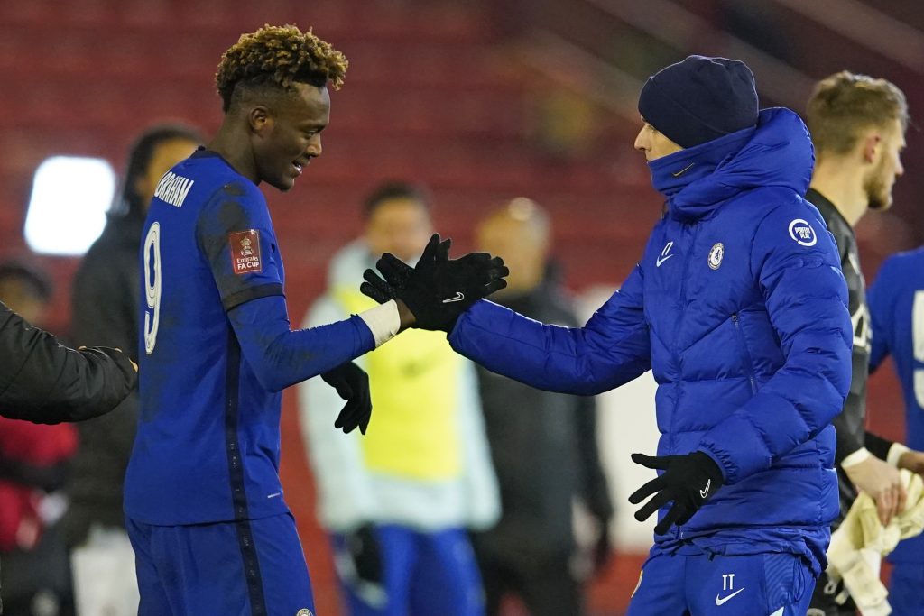 Thomas Tuchel celebrates with Tammy Abraham after his goal was enough to put Chelsea through to the 6th round of the FA Cup.