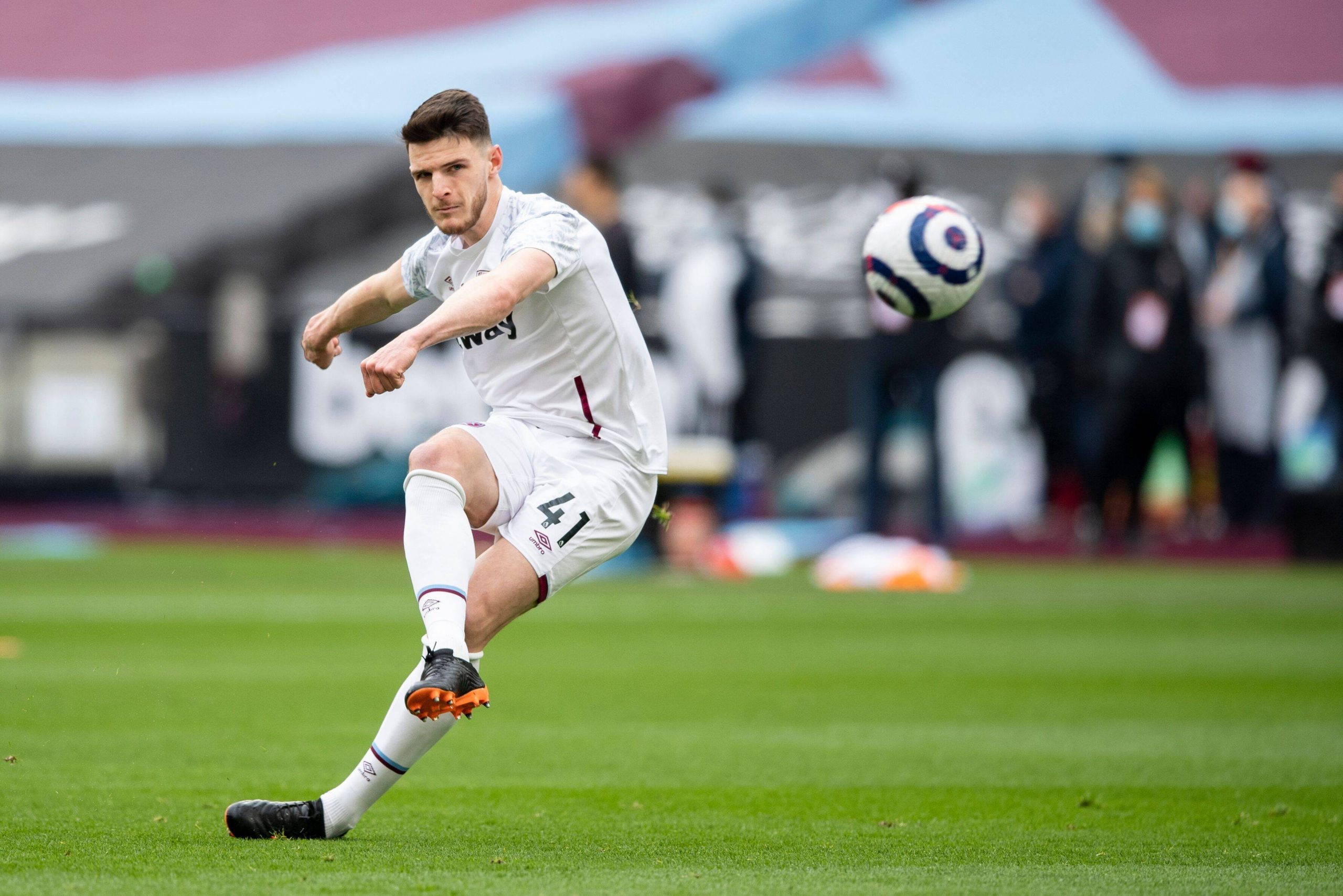 Declan Rice is one of the better midfielders in the English Premier League.