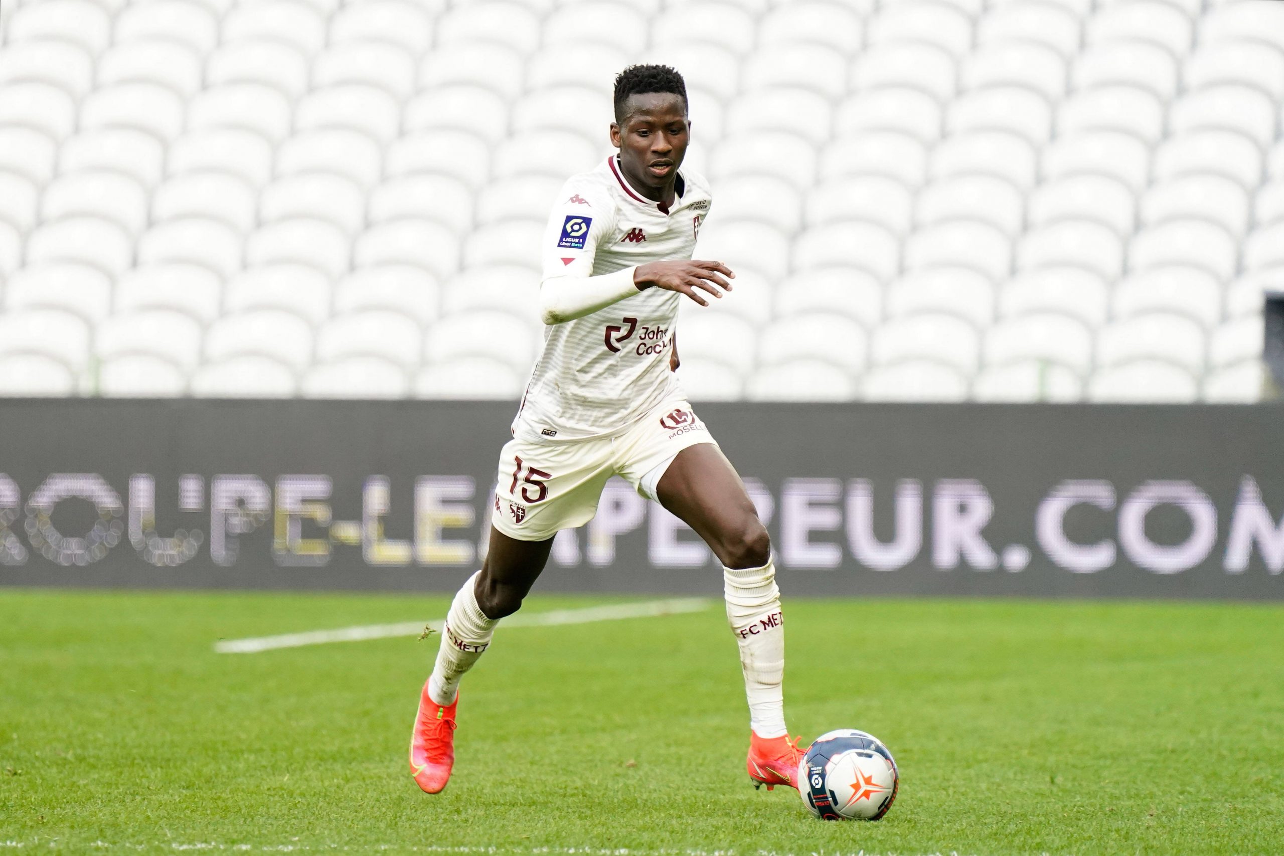 Pape Matar Sarr in action for Metz.