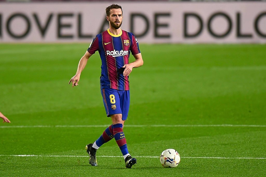 Pjanic set to leave Barcelona this summer