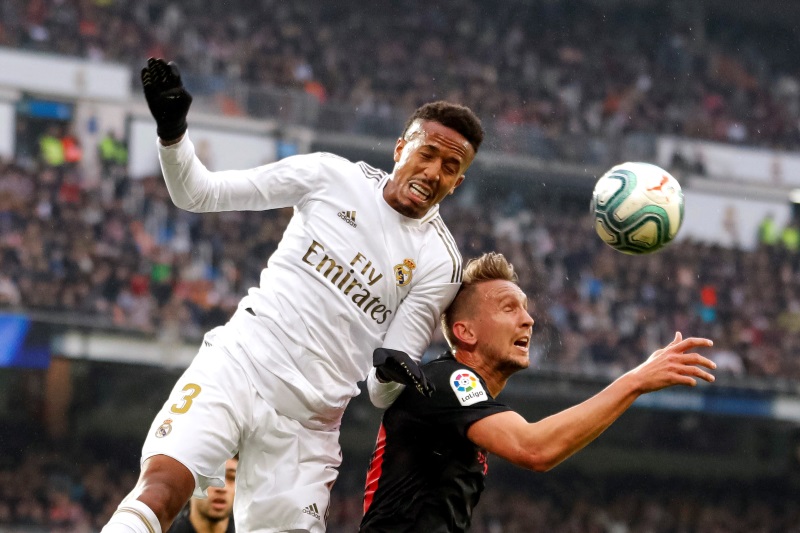 Chelsea target Eder Militao in action for Real Madrid.