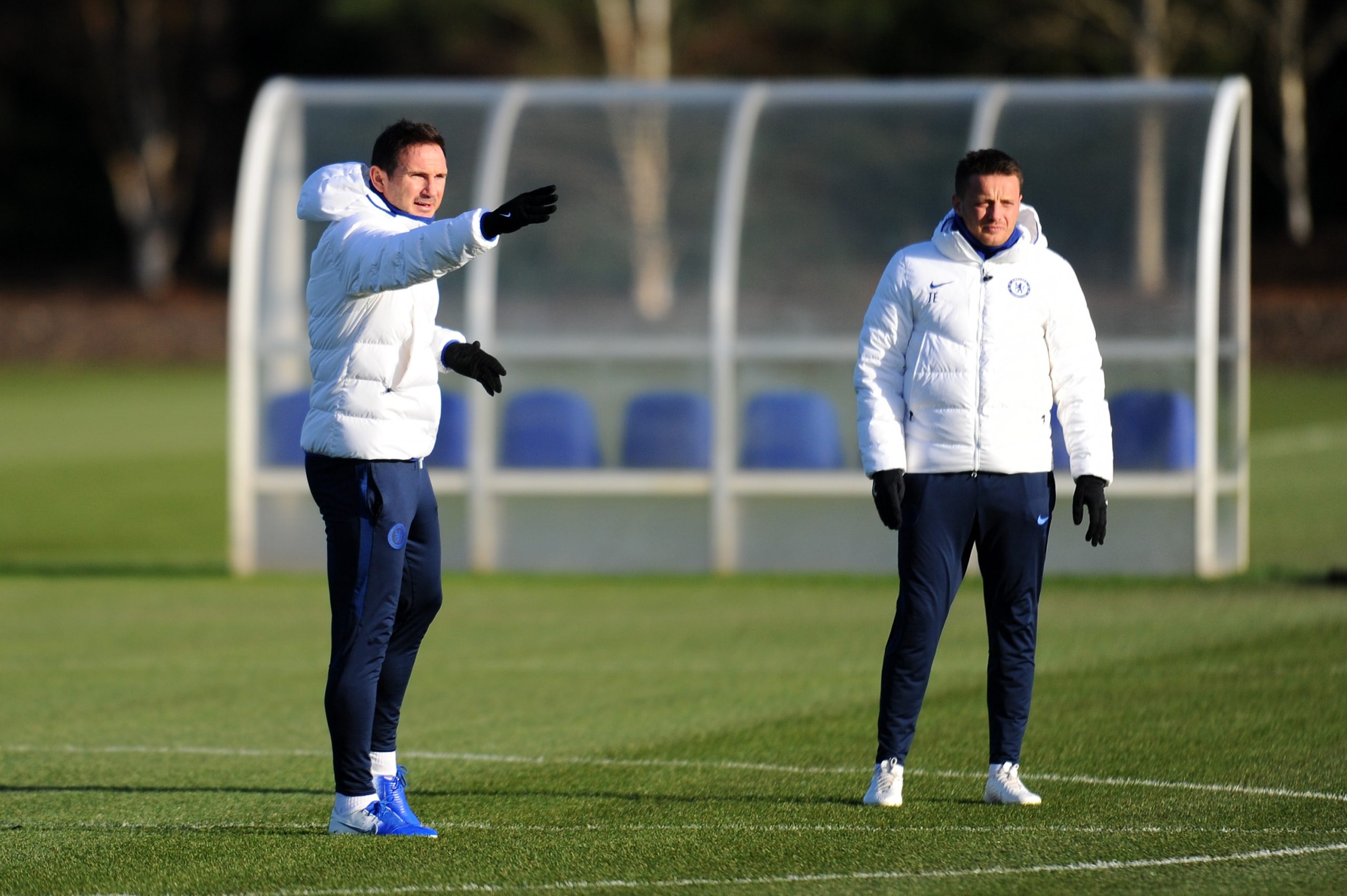 Ian Wright claims he is worried about Frank Lampard returning to Chelsea.