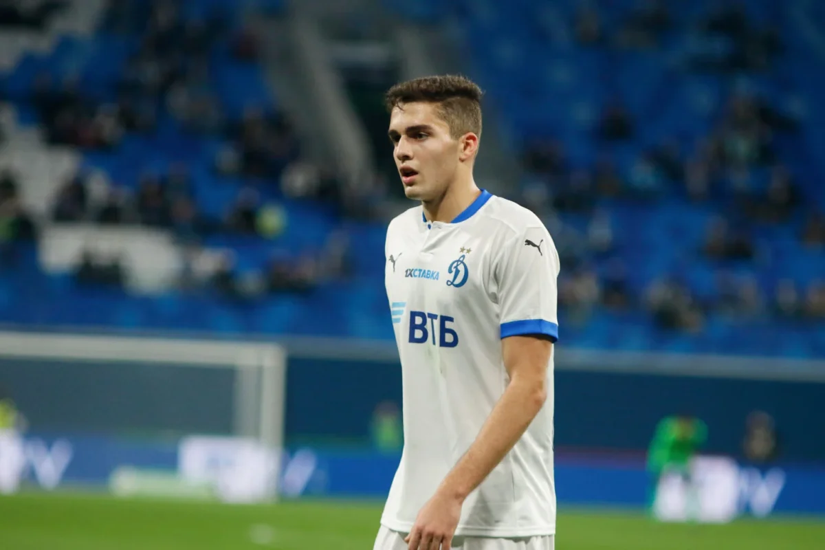 Chelsea sister club Strasbourg are in talks to sign Arsen Zakharyan. 