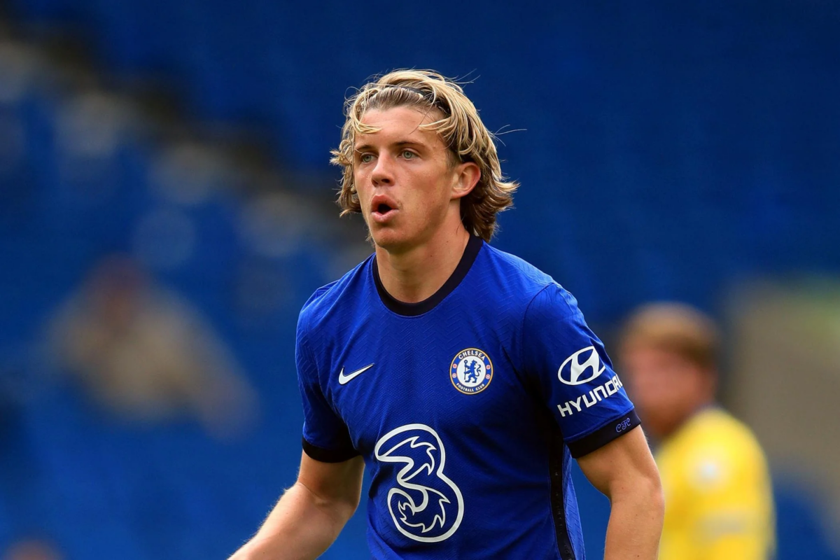 William Gallas wants Chelsea to retain the services of Conor Gallagher.