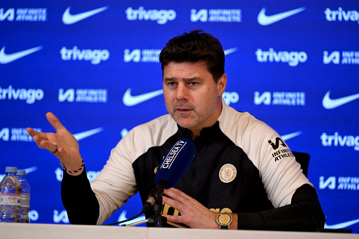 Pochettino reveals 'good communication' with owners as crucial January window nears.